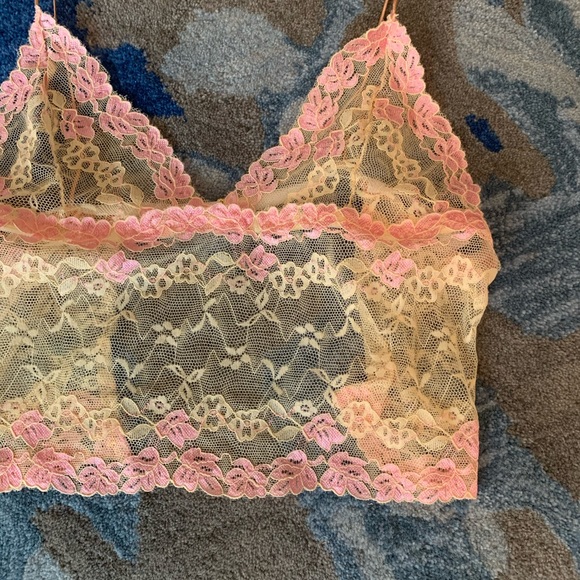 INSTAGRAM BOUTIQUE BRA TOP - Picture 3 of 3